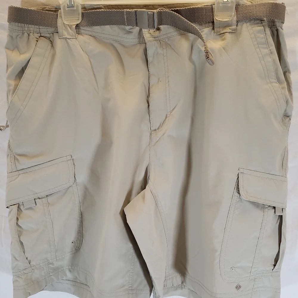 Columbia Omniwick Men's Tan Cargo Shorts with Belt Sz XL